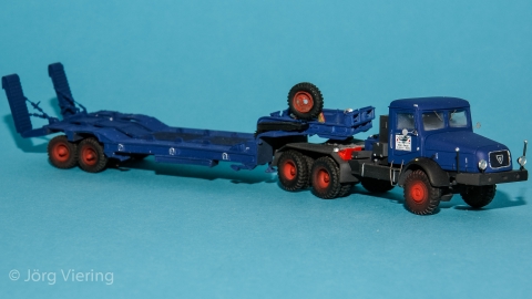 Faun F60-12-40KA mit Blumhardt Tieflader