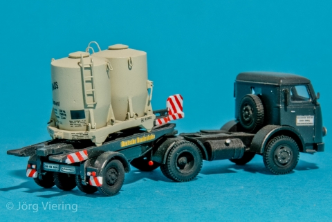 henschel_hs120_zugmaschine_db_hauszuhaus_3